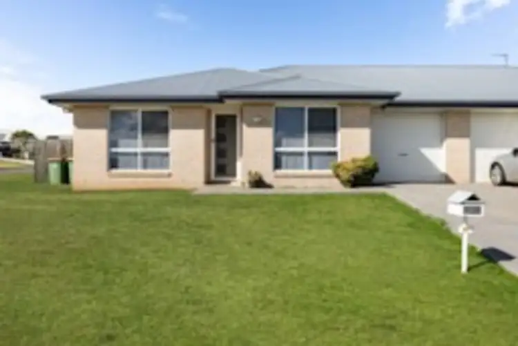 2/68 Edwin Street, Westbrook QLD 4350