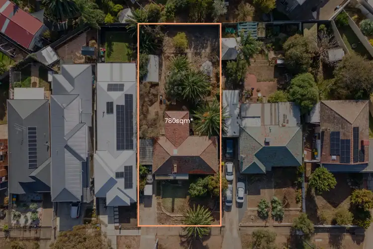 15 Amber Avenue, Clearview SA 5085