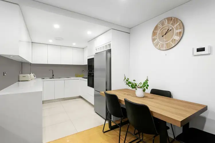 Third view of Homely apartment listing, 3/12-14 Richmond Avenue, Dee Why NSW 2099