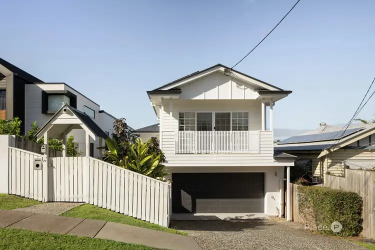 79 Hipwood Avenue, Coorparoo QLD 4151
