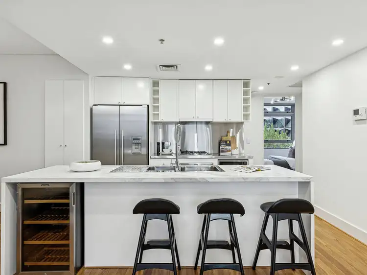 Third view of Homely apartment listing, 502/29 Shelley Street, Sydney NSW 2000
