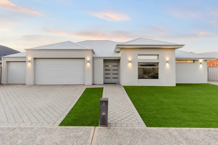 2 Margaret Road, Secret Harbour WA 6173