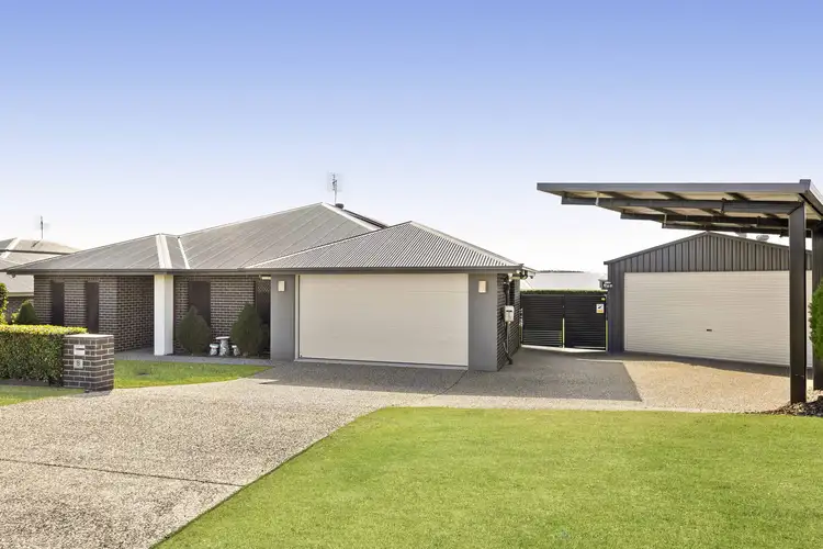 8 Maculan Crescent, Westbrook QLD 4350
