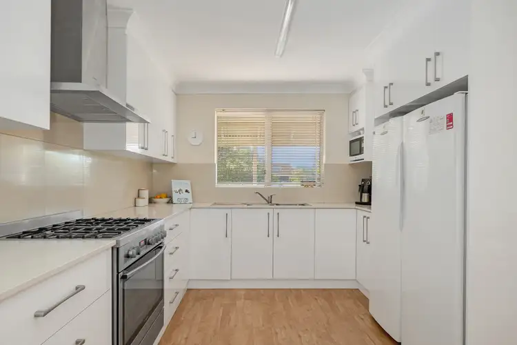 Sixth view of Homely house listing, 10 Meharry Road, Hillarys WA 6025