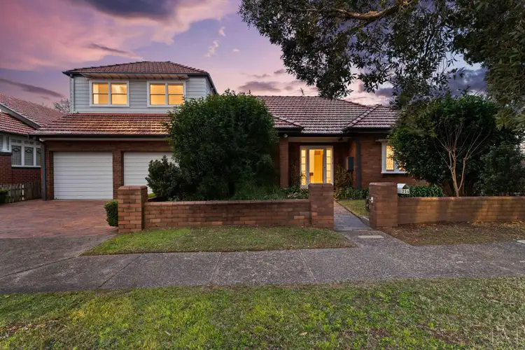 254 Parkway Avenue, Hamilton East NSW 2303