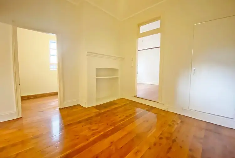 11A Livingstone Road