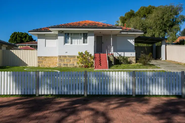 62 Girrawheen Avenue, Girrawheen WA 6064
