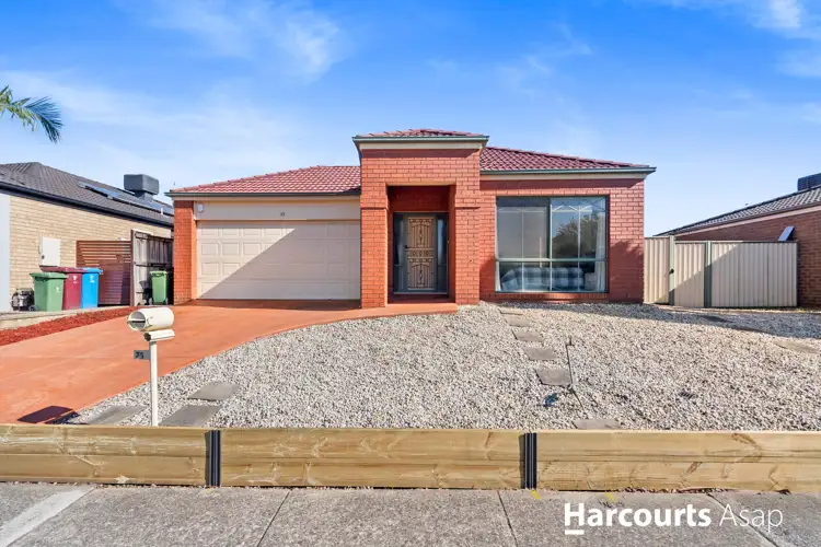 35 Moreton Bay Boulevard, Lyndhurst VIC 3975