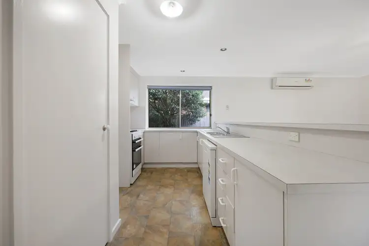Sixth view of Homely house listing, 5 Adam Court, Warrnambool VIC 3280