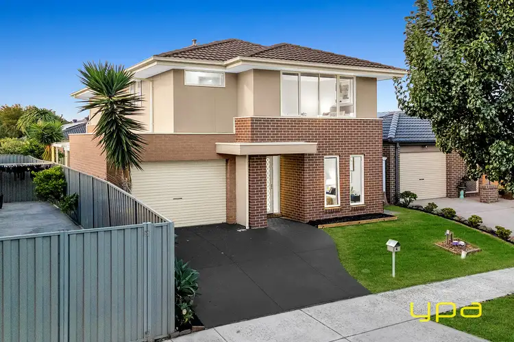 4 Tipperary Way, Cranbourne East VIC 3977