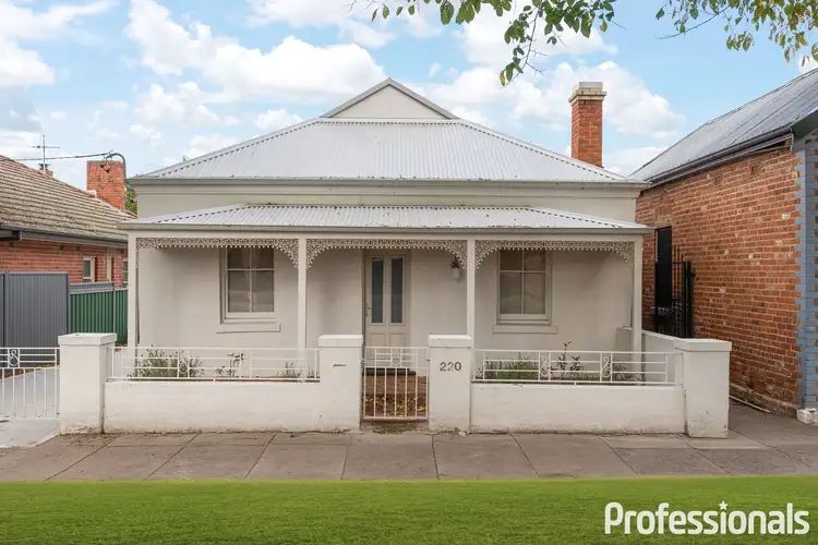220 Rankin Street, Bathurst NSW 2795