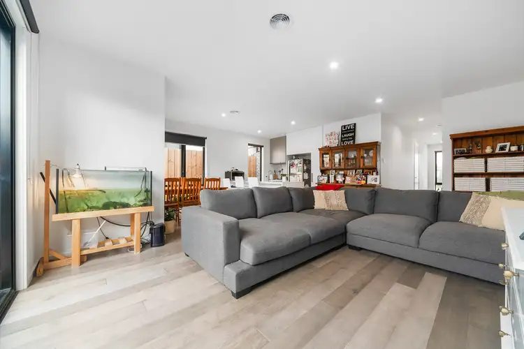 Fifth view of Homely house listing, 3 Pindari Crescent, Langwarrin VIC 3910