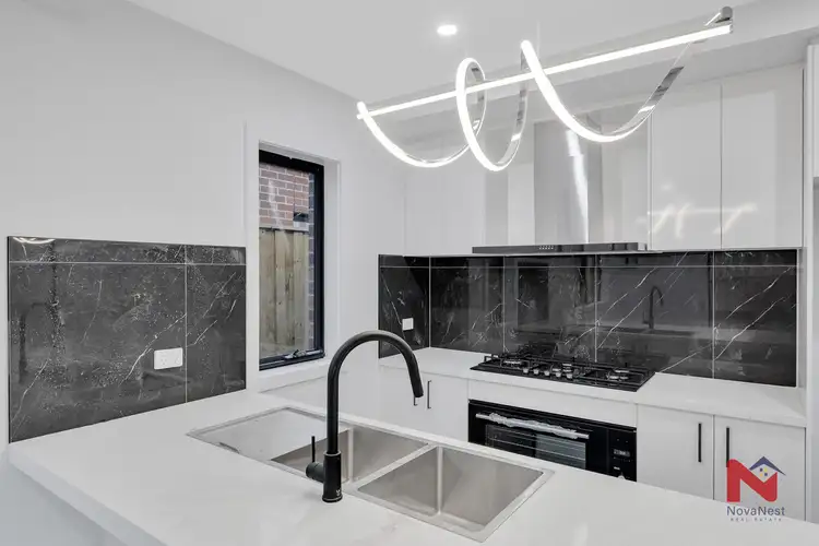 22 Pontburn Road, Truganina VIC 3029