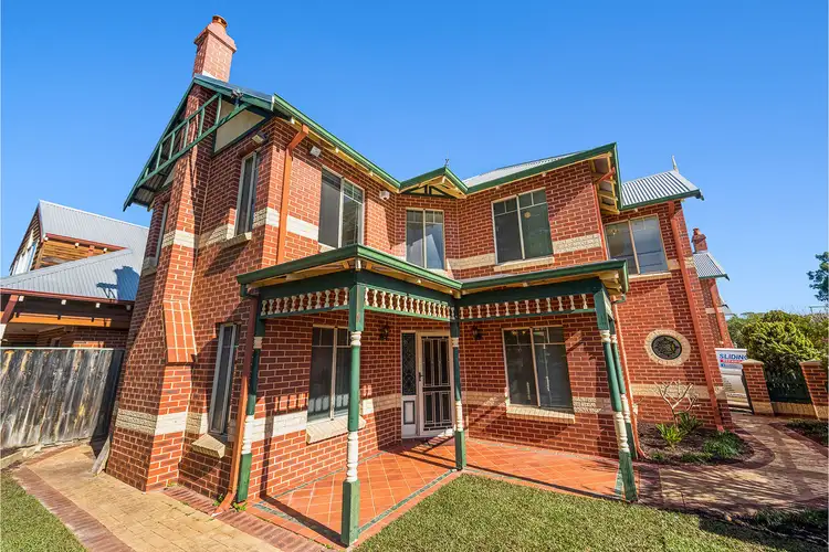 11 Washington Street, Victoria Park WA 6100