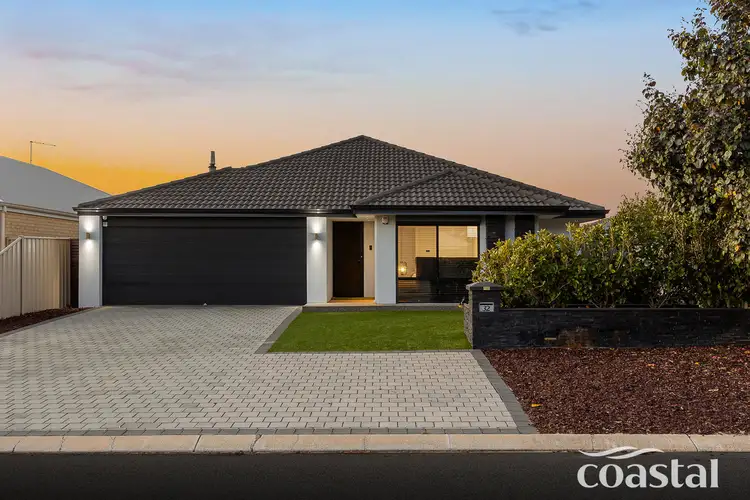 32 Coffs Bend, Secret Harbour WA 6173