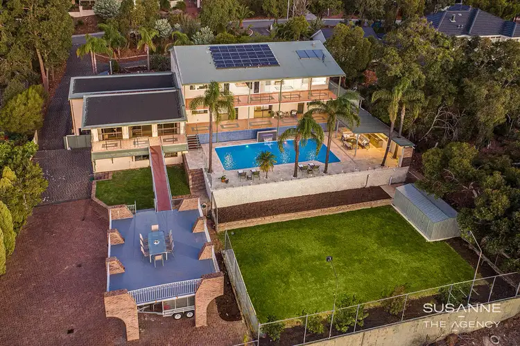 69 Basildon Road, Lesmurdie WA 6076