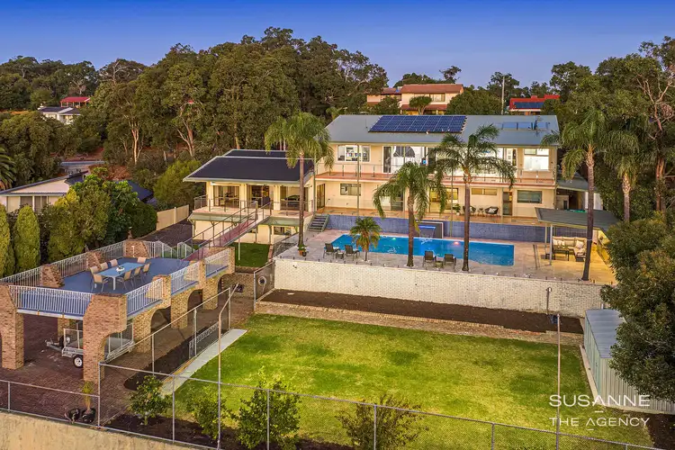 69 Basildon Road, Lesmurdie WA 6076