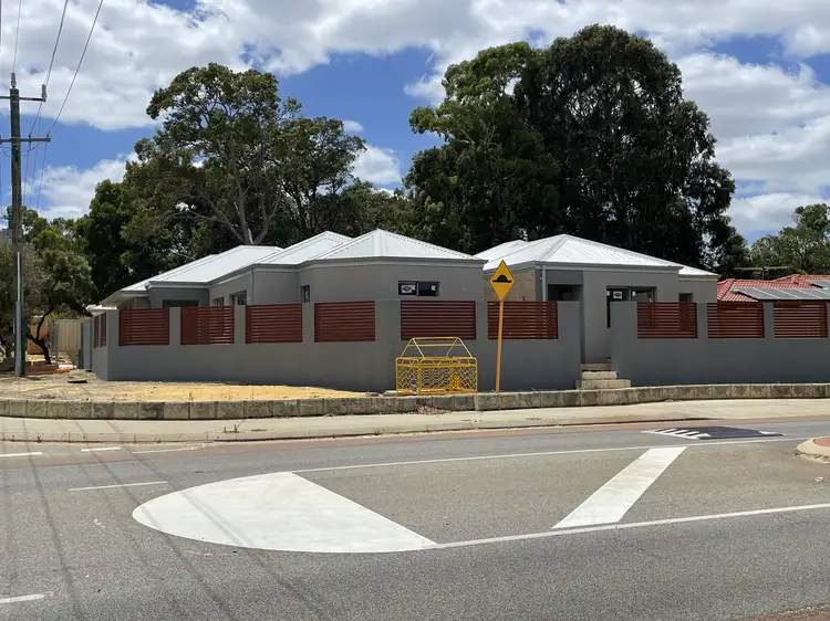 1A Begonia Way, Forrestfield WA 6058