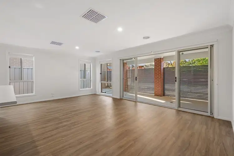 2/680 Pemberton Street, West Albury NSW 2640