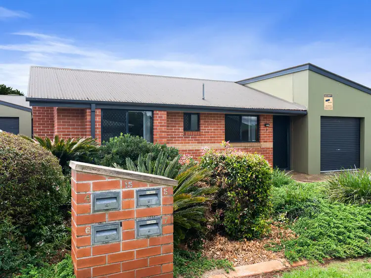 7/15 Donna Court, Kearneys Spring QLD 4350