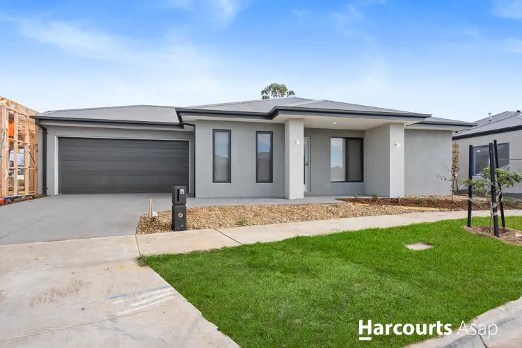 4 Mirage Avenue, Berwick VIC 3806