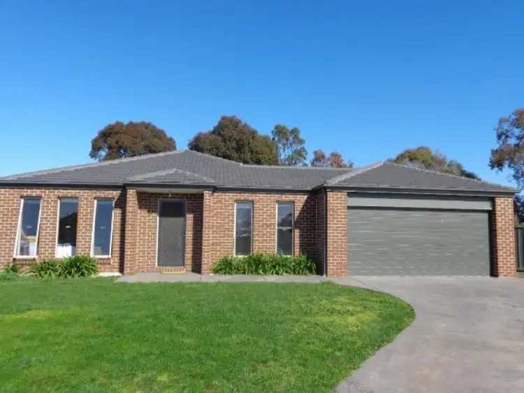 9 Melanie Court, Sale VIC 3850