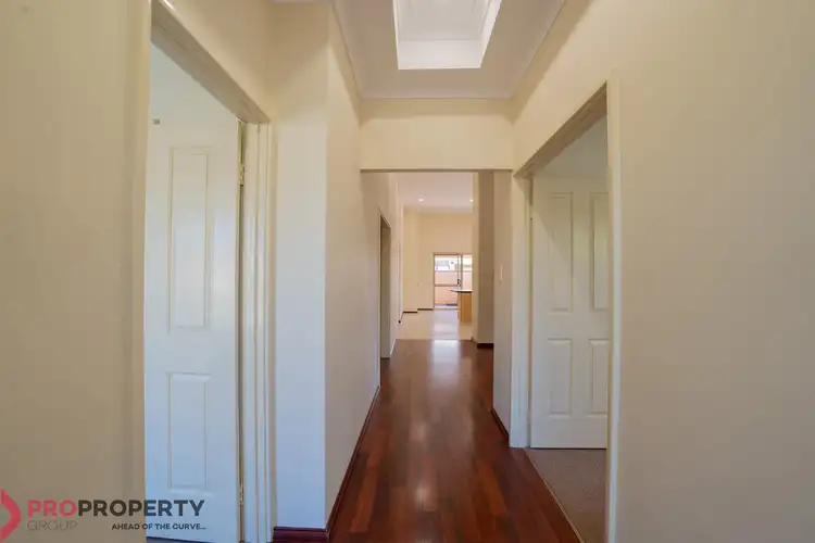 15 Gillen Way, Success WA 6164