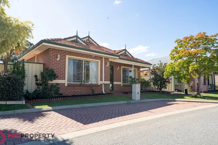 15 Gillen Way, Success WA 6164