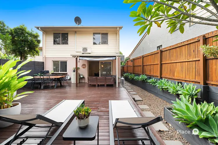 Main view of Homely townhouse listing, 19/29 Oatland Crescent, Holland Park West QLD 4121
