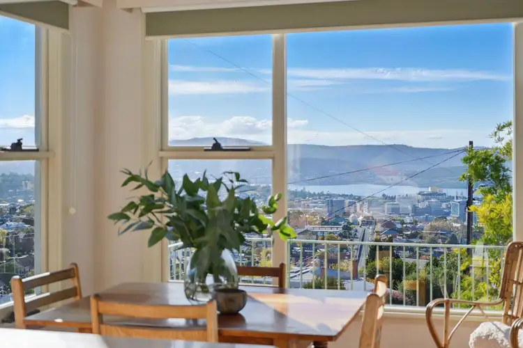 25 Whelan Crescent, West Hobart TAS 7000