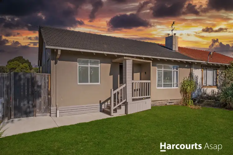 Second view of Homely house listing, 32 Oak Avenue, Doveton VIC 3177
