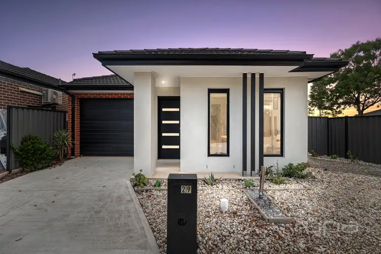 29 Mavi Avenue, Melton VIC 3337