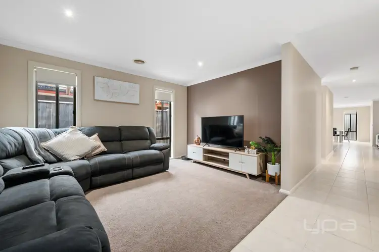 Fifth view of Homely house listing, 21 Barleygrass Cresent, Brookfield VIC 3338