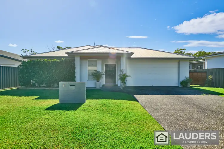 11 Howard Street, Wallabi Point NSW 2430
