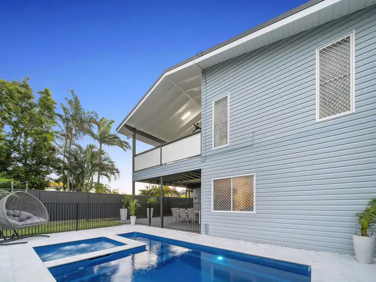 4 Thomas Street, Clontarf QLD 4019