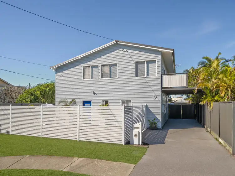 4 Thomas Street, Clontarf QLD 4019