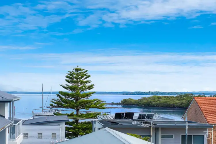 7/12 Soldiers Point Road, Soldiers Point NSW 2317