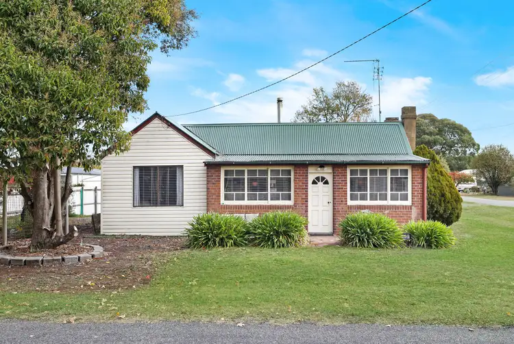 10 Richardson Street, Crookwell NSW 2583