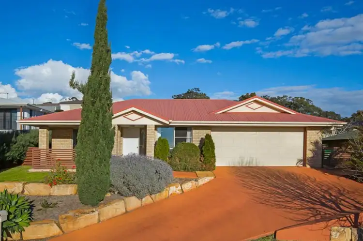 8 Myora Close, Darling Heights QLD 4350