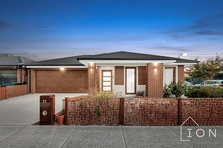 Main view of Homely house listing, 21 Wilkiea Crescent, Cranbourne North VIC 3977