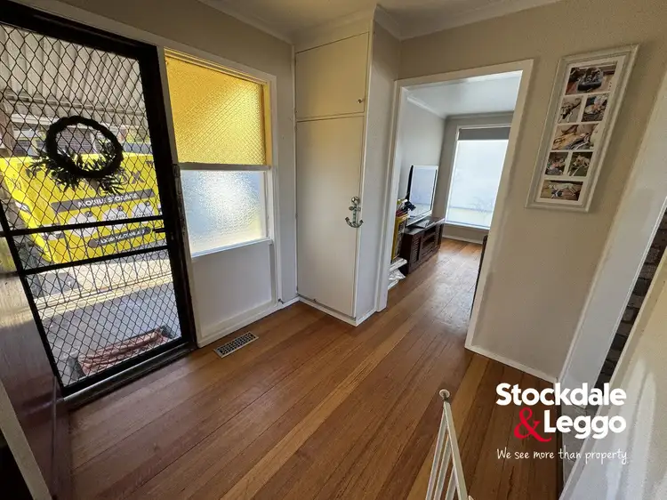 Second view of Homely house listing, 7 Hastings Crescent, Broadmeadows VIC 3047