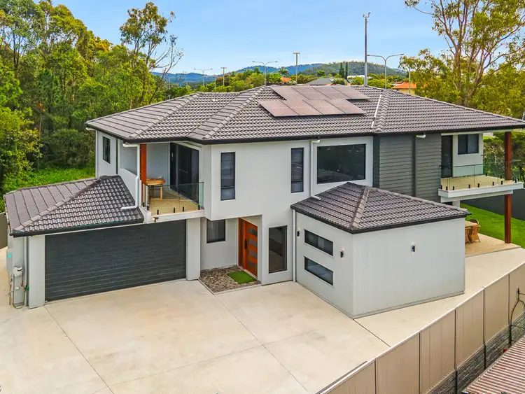 1A Manra Way, Pacific Pines QLD 4211