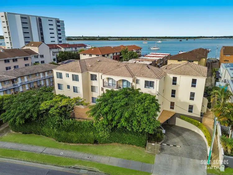 12/103-105 Frank Street, Labrador QLD 4215