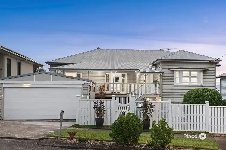 209 Ekibin Road East, Tarragindi QLD 4121