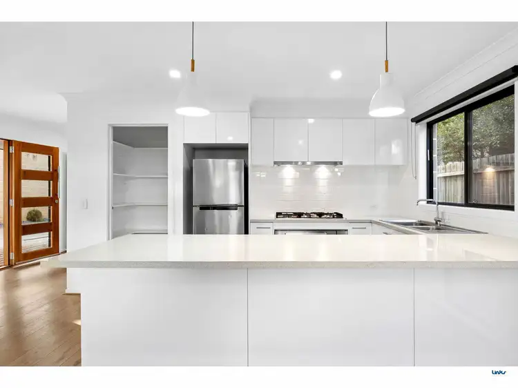 8A Eton Road, Torquay VIC 3228