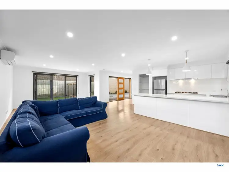 8A Eton Road, Torquay VIC 3228