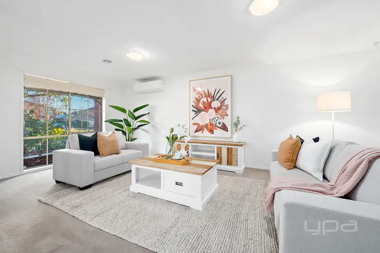 Fifth view of Homely house listing, 19 Glenbrook Gardens, Brookfield VIC 3338