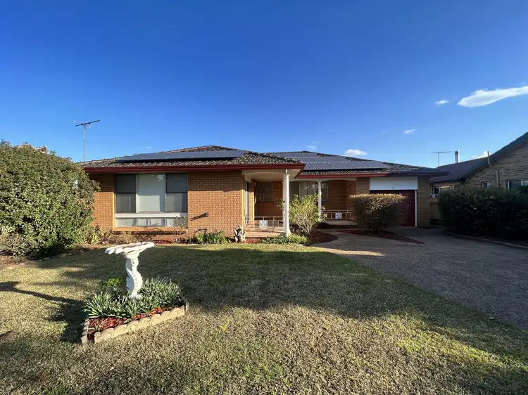 13 Gordon Street, Aberdeen NSW 2336