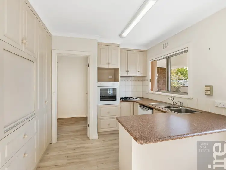 Sixth view of Homely house listing, 10 Avon Court, Wangaratta VIC 3677