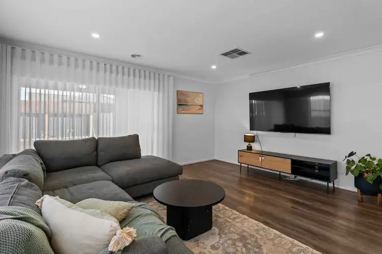 Fifth view of Homely house listing, 4 Pecan Grove, Clyde North VIC 3978